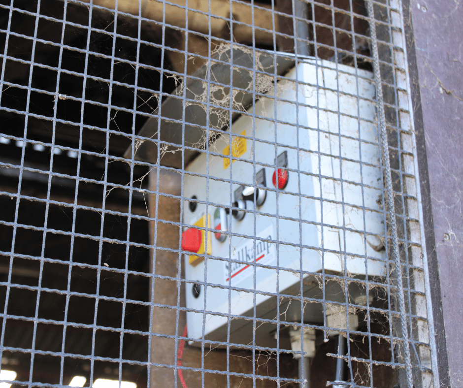 Besturingskast voor een elektrische mestmixer van Stallkamp