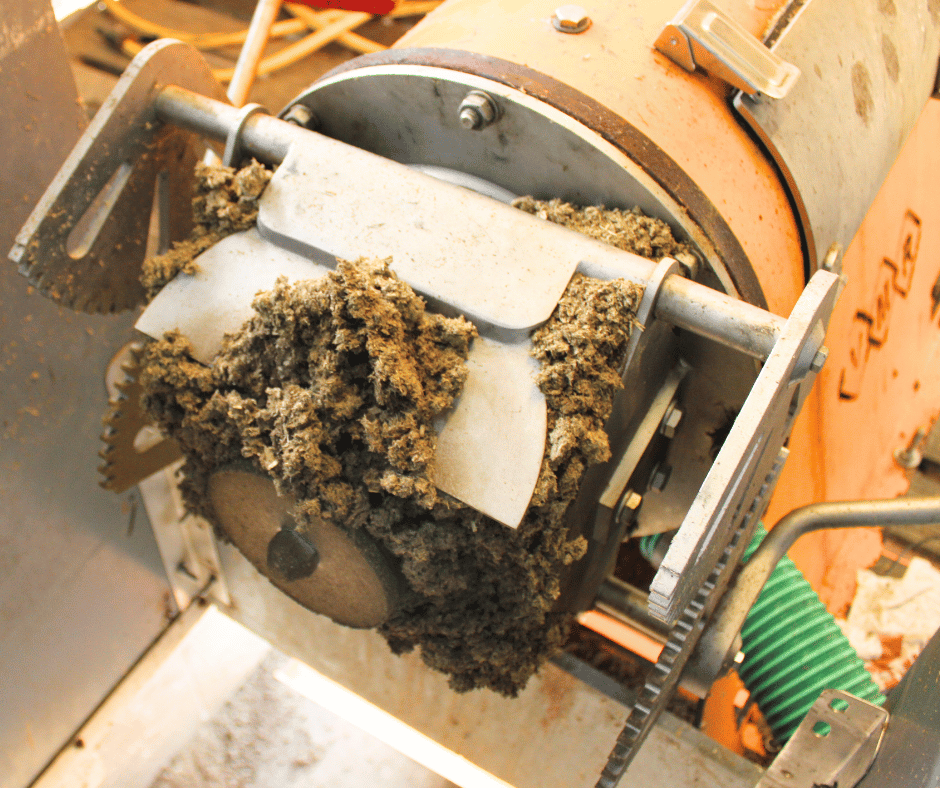 Voorloper van de EYS mestscheider in Nederland op V.O.F. De Beemdhoeve, bouwjaar 2015.