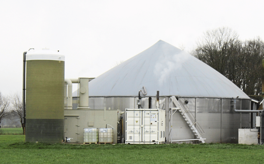 Biogasinstallatie op een melkveebedrijf in Gelderland