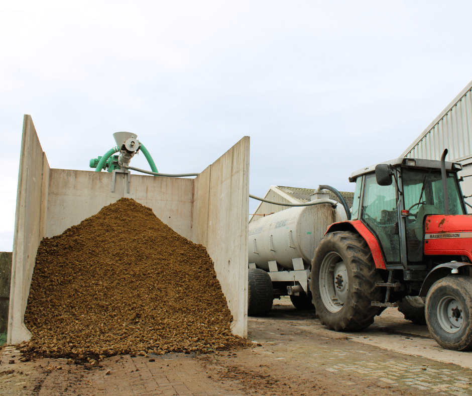 Keydollar mestscheider met dunne fractie meteen in tank achter trekker