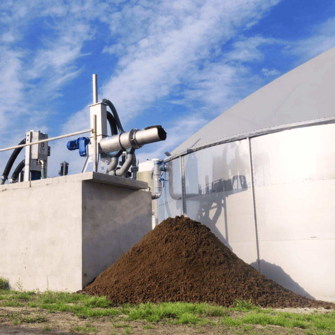 Mest scheiden voor mestverwerking, zoals met biogasinstallaties