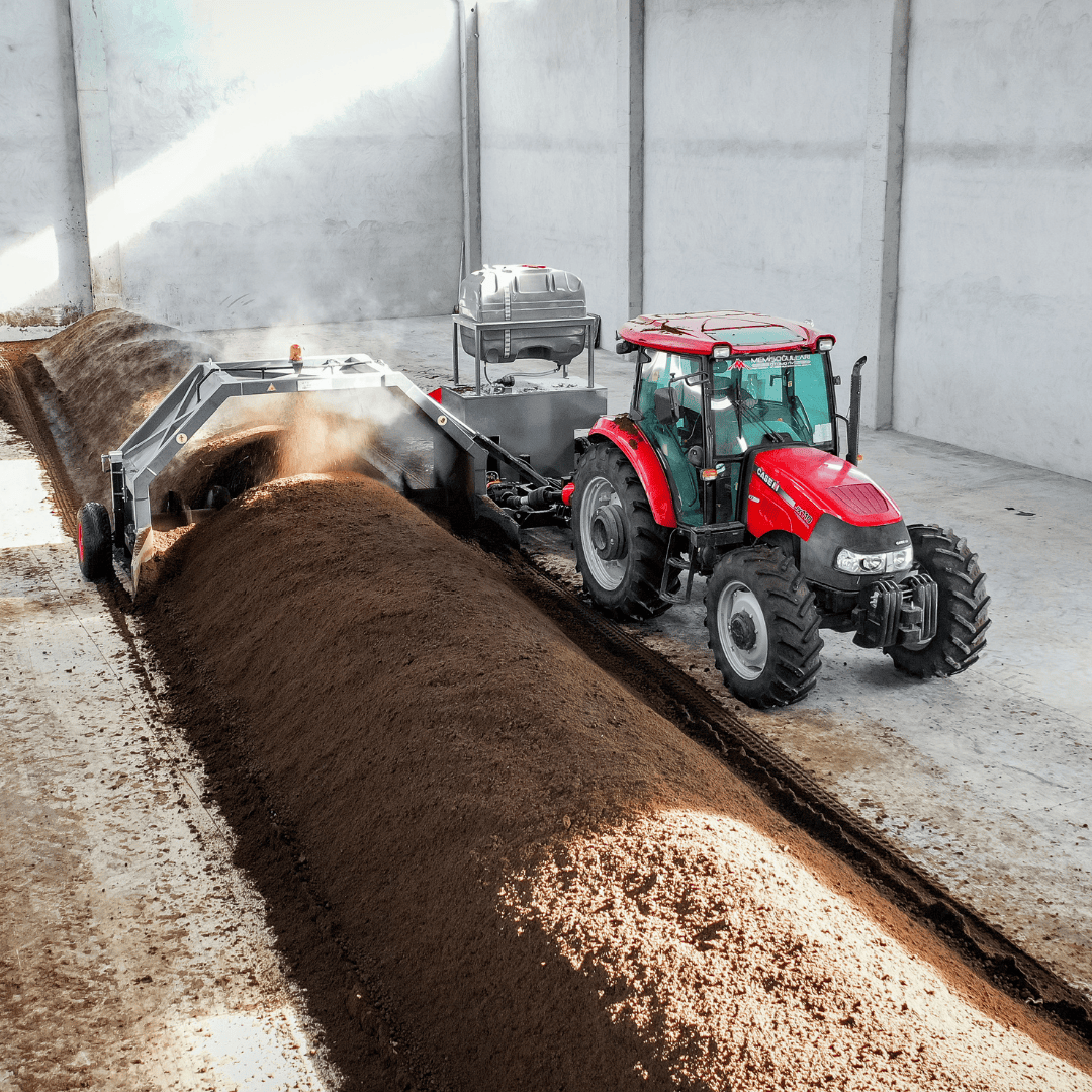 EYS GK (serie) | PTO compostwoeler in actie | Composteersysteem